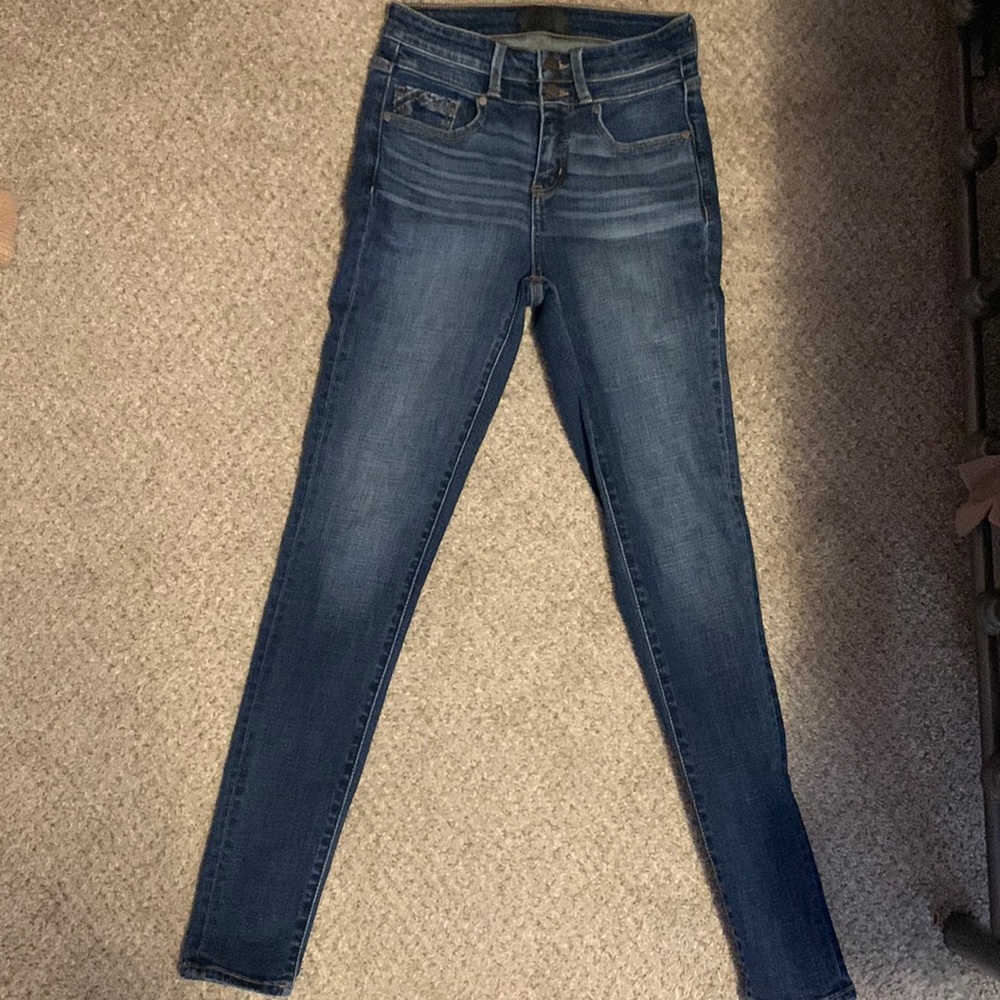 Dark wash Buckle Black jeans. Size 23x30